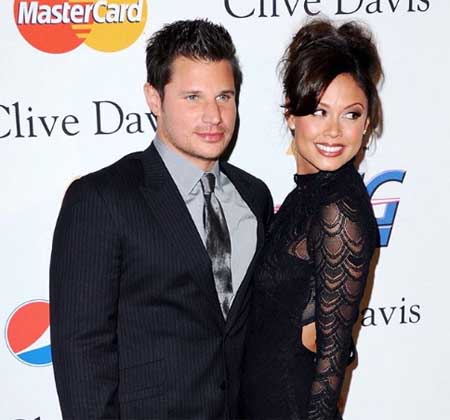 A photo of Lachey's couple.
